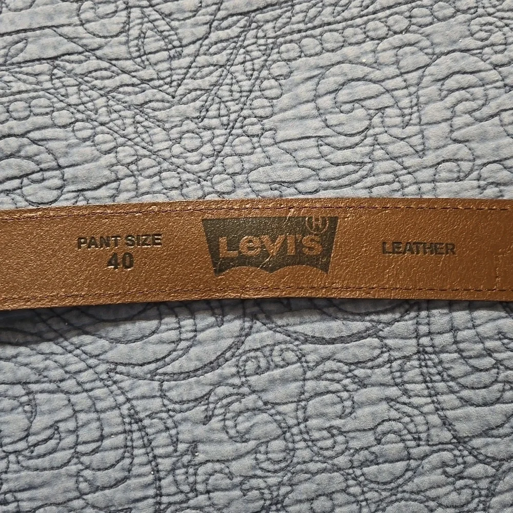 Levi's Men's Brown Leather Belt Size 40
